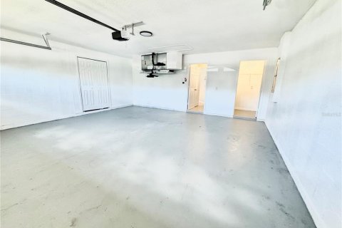 Villa ou maison à vendre à Kissimmee, Floride: 4 chambres, 145.21 m2 № 1843160 - photo 23