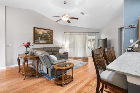Villa ou maison à vendre à San Antonio, Floride: 3 chambres, 125.88 m2 № 2389411 - photo 9