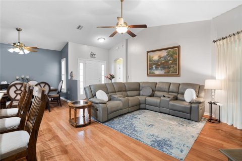 Villa ou maison à vendre à San Antonio, Floride: 3 chambres, 125.88 m2 № 2389411 - photo 18
