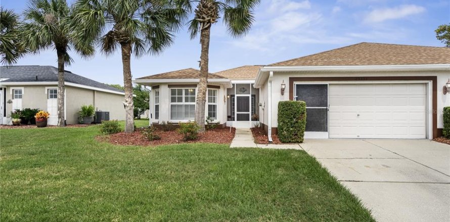 Villa ou maison à San Antonio, Floride 3 chambres, 125.88 m2 № 2389411