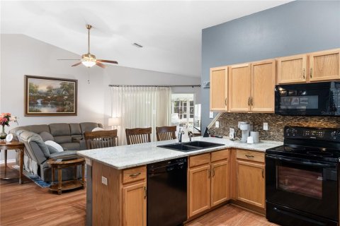 Villa ou maison à vendre à San Antonio, Floride: 3 chambres, 125.88 m2 № 2389411 - photo 14
