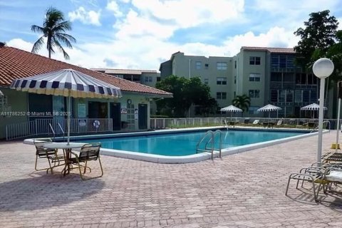 Condominio en venta en Boynton Beach, Florida, 2 dormitorios, 80.27 m2 № 1862187 - foto 15