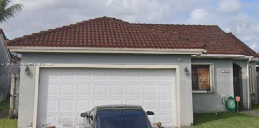 Villa ou maison à Miami, Floride 4 chambres, 106.74 m2 № 1855343