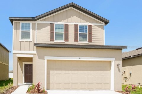 House in Ruskin, Florida 4 bedrooms, 212.65 sq.m. № 2364333