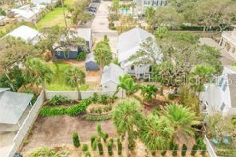 Land in New Smyrna Beach, Florida № 2122123