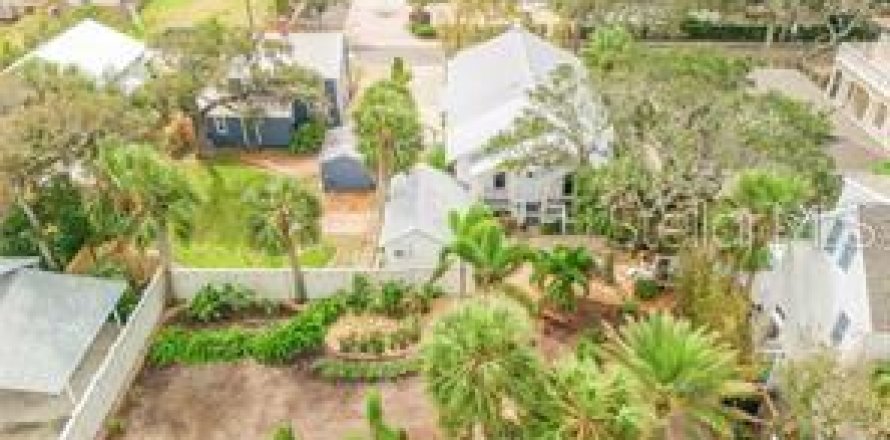 Land in New Smyrna Beach, Florida № 2122123