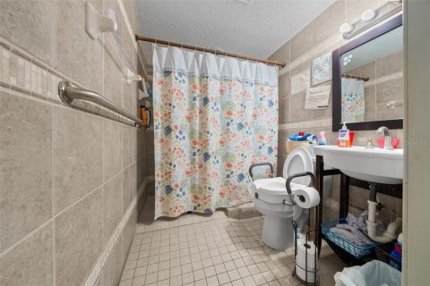 Propiedad comercial en venta en Plant City, Florida, 175.77 m2 № 1570803 - foto 12
