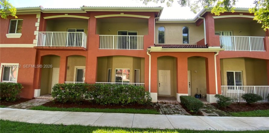 Таунхаус в Хомстед, Флорида 3 спальни, 132.94м2 № 2038507