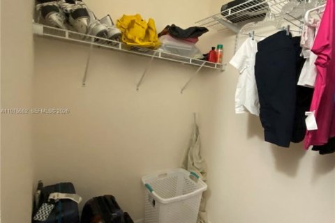 Купить таунхаус в Хомстед, Флорида 3 спальни, 132.94м2, № 2038507 - фото 24