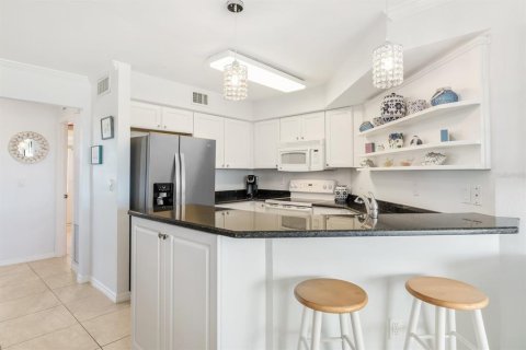 Copropriété à vendre à Boca Grande, Floride: 2 chambres, 113.9 m2 № 2433799 - photo 6