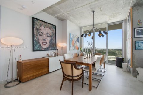 Condominio en venta en Miami, Florida, 3 dormitorios, 146.51 m2 № 1958494 - foto 5