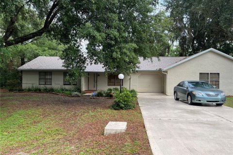 House in Ocala, Florida 3 bedrooms, 140.47 sq.m. № 1767616 - photo 1