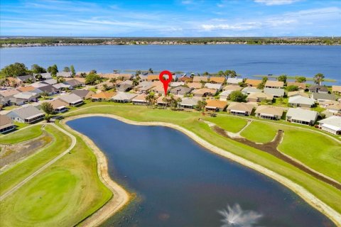 House in Haines City, Florida 2 bedrooms, 155.43 sq.m. № 1735226 - photo 30