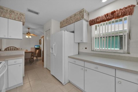 House in Haines City, Florida 2 bedrooms, 155.43 sq.m. № 1735226 - photo 7