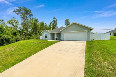 House in Ocala, Florida 3 bedrooms, 132.01 sq.m. № 2206844 - photo 9