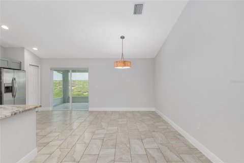 House in Ocala, Florida 3 bedrooms, 132.01 sq.m. № 2206844 - photo 24