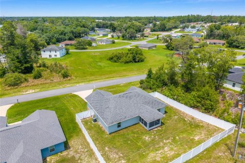 House in Ocala, Florida 3 bedrooms, 132.01 sq.m. № 2206844 - photo 7