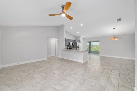 House in Ocala, Florida 3 bedrooms, 132.01 sq.m. № 2206844 - photo 23