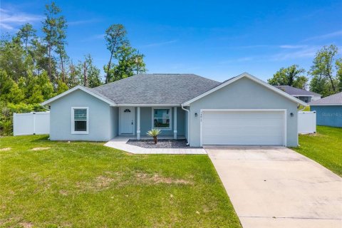 House in Ocala, Florida 3 bedrooms, 132.01 sq.m. № 2206844 - photo 2