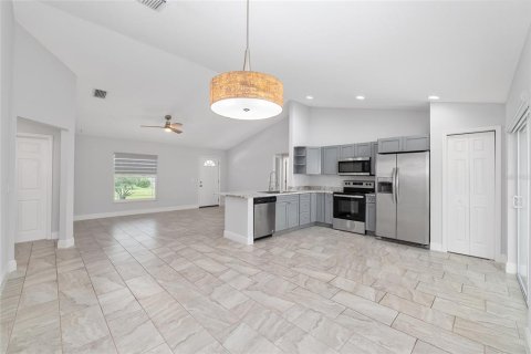 House in Ocala, Florida 3 bedrooms, 132.01 sq.m. № 2206844 - photo 27