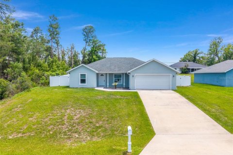 House in Ocala, Florida 3 bedrooms, 132.01 sq.m. № 2206844 - photo 3