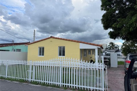 Купить виллу или дом в Хайалиа, Флорида 3 спальни, 92.9м2, № 1921872 - фото 2