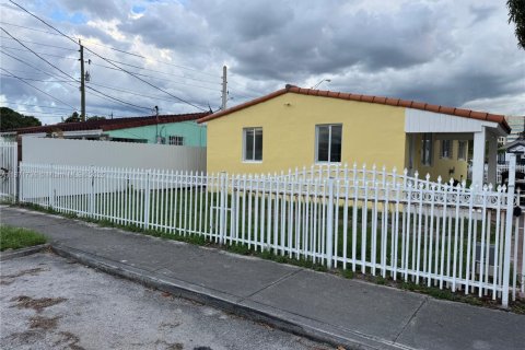 Купить виллу или дом в Хайалиа, Флорида 3 спальни, 92.9м2, № 1921872 - фото 5