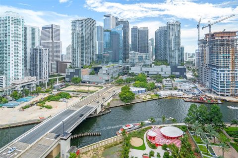 Купить кондоминиум в Майами, Флорида 1 спальня, 65.4м2, № 2049855 - фото 9