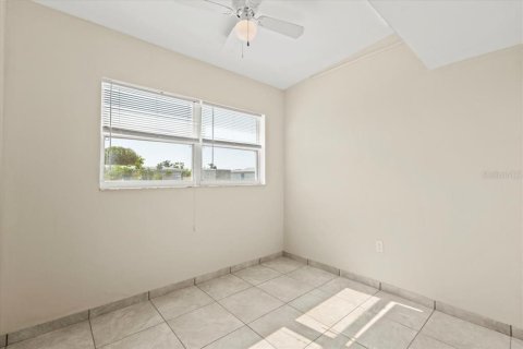 Casa en venta en Port Charlotte, Florida, 3 dormitorios, 82.5 m2 № 1574161 - foto 20