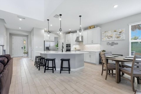 Casa en venta en Sarasota, Florida, 4 dormitorios, 246.47 m2 № 2386667 - foto 8