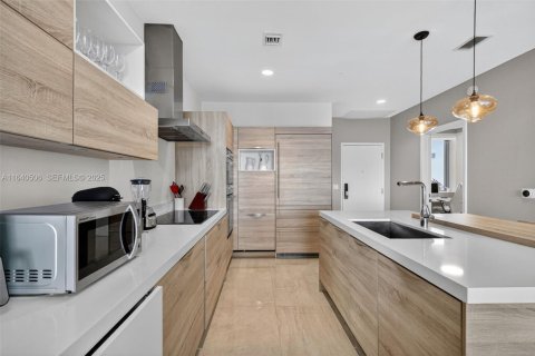 Copropriété à vendre à North Miami Beach, Floride: 3 chambres, 153.1 m2 № 2267625 - photo 18