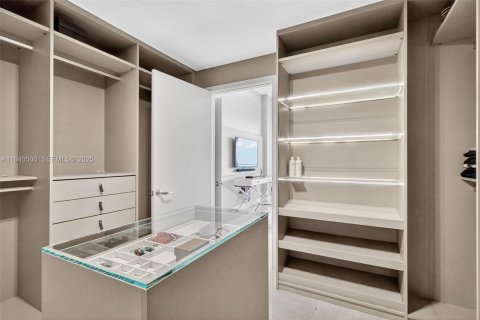 Copropriété à vendre à North Miami Beach, Floride: 3 chambres, 153.1 m2 № 2267625 - photo 25