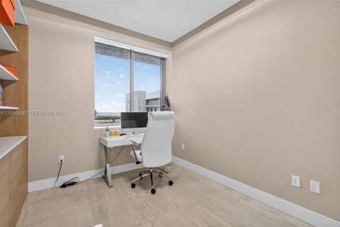 Copropriété à vendre à North Miami Beach, Floride: 3 chambres, 153.1 m2 № 2267625 - photo 23
