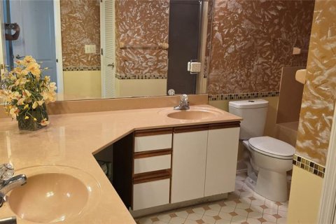 Купить виллу или дом в Лейк-Уэльс, Флорида 7 комнат, 239.13м2, № 2198844 - фото 30