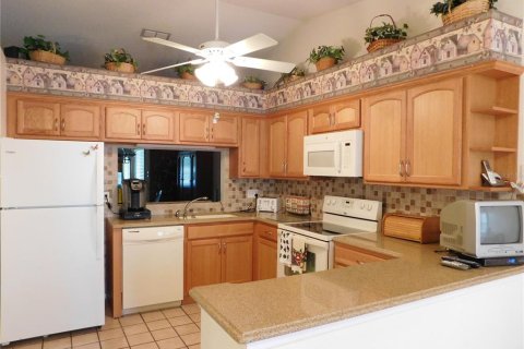 House in Orlando, Florida 3 bedrooms, 213.58 sq.m. № 1832926 - photo 14