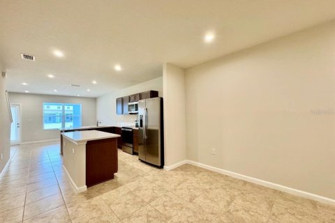 Villa ou maison à louer à New Port Richey, Floride: 3 chambres, 133.78 m2 № 2437280 - photo 3
