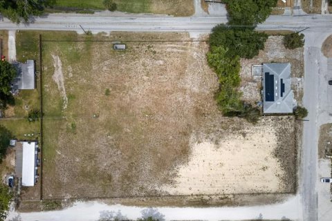 Terreno en venta en New Port Richey, Florida № 2131692 - foto 14