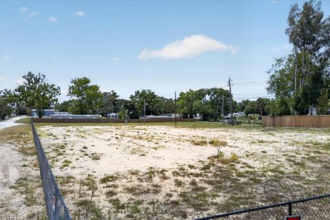 Terreno en venta en New Port Richey, Florida № 2131692 - foto 2