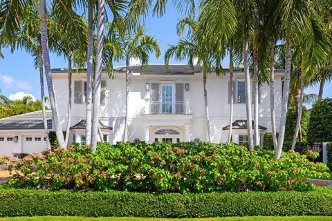 House in Palm Beach, Florida 4 bedrooms, 398.18 sq.m. № 2146356 - photo 2