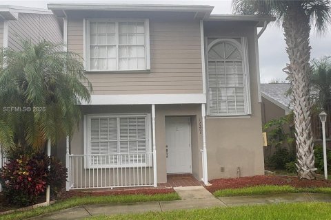 Touwnhouse à vendre à Sunrise, Floride: 3 chambres, 134.15 m2 № 2084815 - photo 3