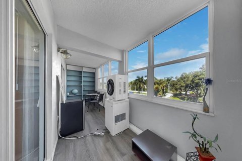 Condominio en venta en Saint Petersburg, Florida, 2 dormitorios, 100.8 m2 № 2099838 - foto 21