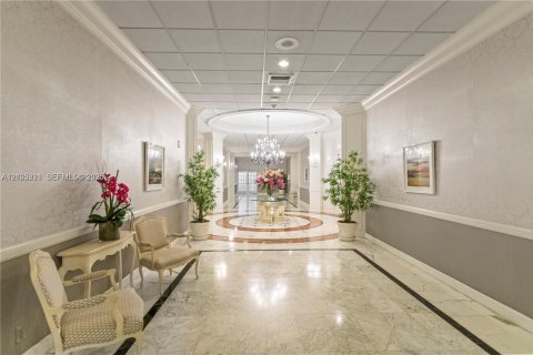 Copropriété à louer à Hollywood, Floride: 2 chambres, 119.94 m2 № 2432257 - photo 3