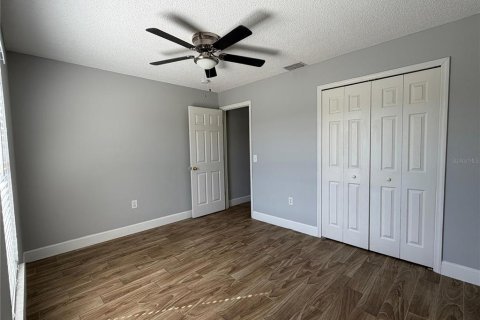 Villa ou maison à louer à Kissimmee, Floride: 3 chambres, 123.37 m2 № 2419703 - photo 13