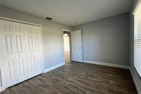 Villa ou maison à louer à Kissimmee, Floride: 3 chambres, 123.37 m2 № 2419703 - photo 16