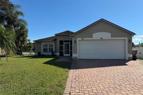 Villa ou maison à Kissimmee, Floride 3 chambres, 123.37 m2 № 2419703