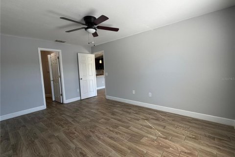 Villa ou maison à louer à Kissimmee, Floride: 3 chambres, 123.37 m2 № 2419703 - photo 8