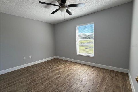 Villa ou maison à louer à Kissimmee, Floride: 3 chambres, 123.37 m2 № 2419703 - photo 12