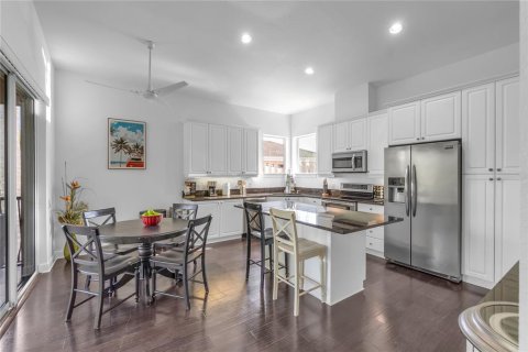 Casa en alquiler en Bradenton, Florida, 4 dormitorios, 252.6 m2 № 2093201 - foto 13