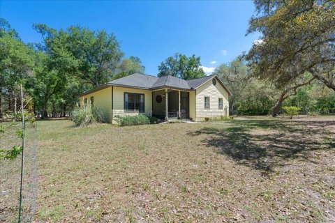 House in Melrose, Florida 2 bedrooms, 109.35 sq.m. № 2100368