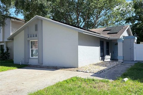 Villa ou maison à Tampa, Floride 3 chambres, 116.96 m2 № 2430930